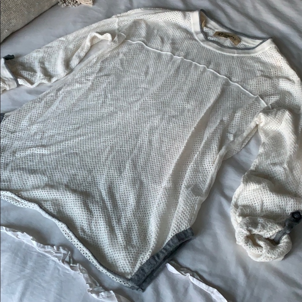 Democracy | Mesh Top